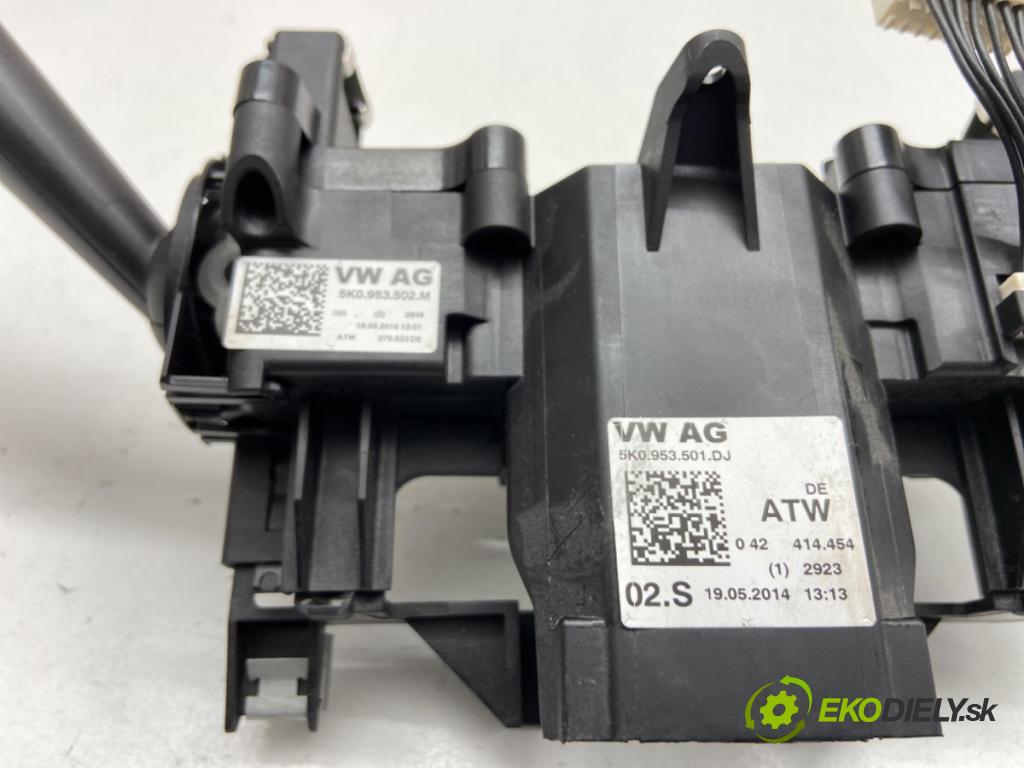 VW TOURAN nadwozie wielkoprzestrzenne (MPV) 2014 77 kW 1.6 TDI 1598 přepínač kombinovaný 5K0953501DJ (Páčky pod volantem)