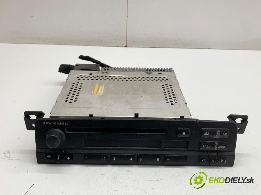 BMW E46 sedan 2002 85 kW 318 d 1951 RADIO  (Audio zariadenie)