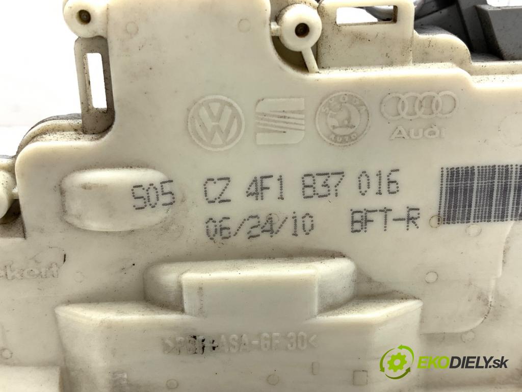 AUDI A3 8P liftback 2010 92 kW 1.4 TFSI 1390 zámok Dvere pravy predný 4F1837016