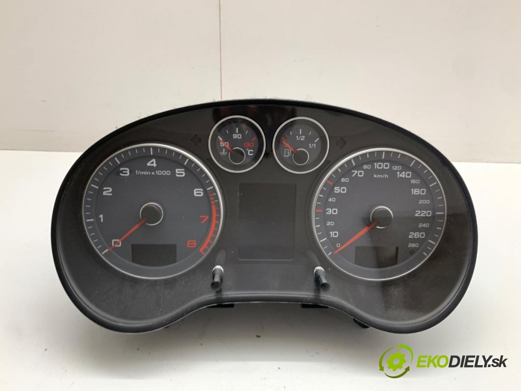 AUDI A3 8P liftback 2010 92 kW 1.4 TFSI 1390 Prístrojovka 8P0920932K (Prístrojová doska)