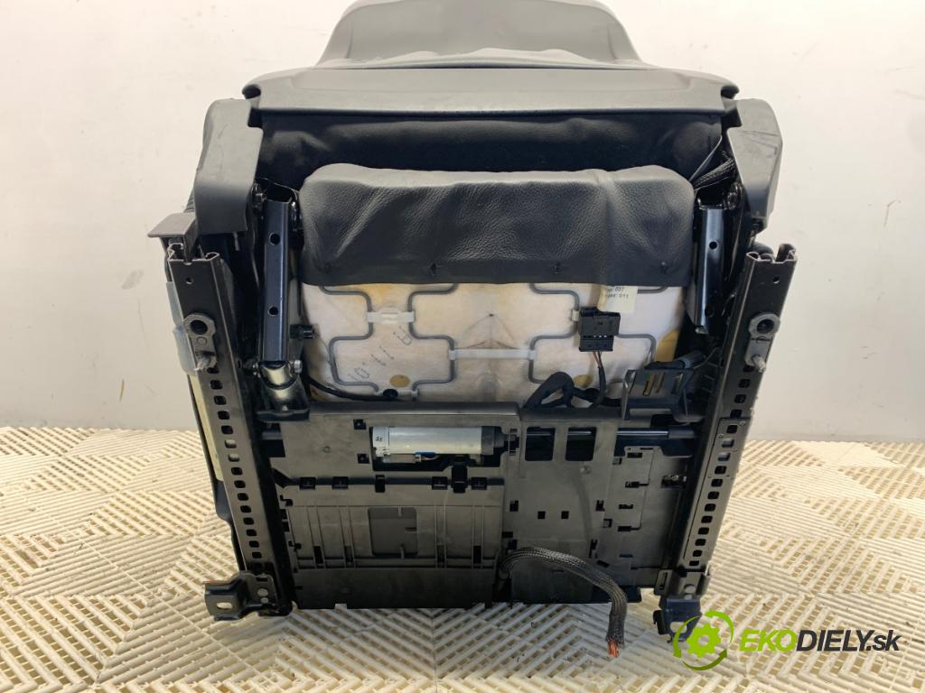 BMW E60 sedan 2005 160 kW 525 i 2996 sedadlo levý přední část