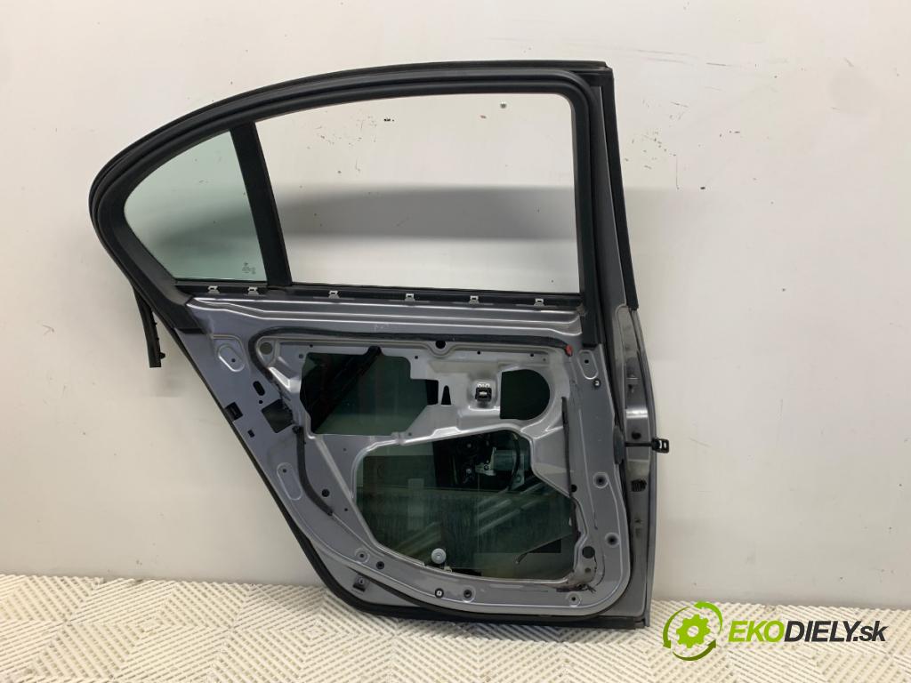 BMW E60 sedan 2005 160 kW 525 i 2996 dveře levý zadní část