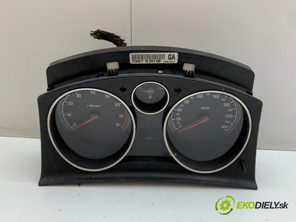 OPEL ASTRA H liftback 2005 77 kW 1.6 (L48) 1598 Prístrojovka 13184317 (Prístrojová doska)