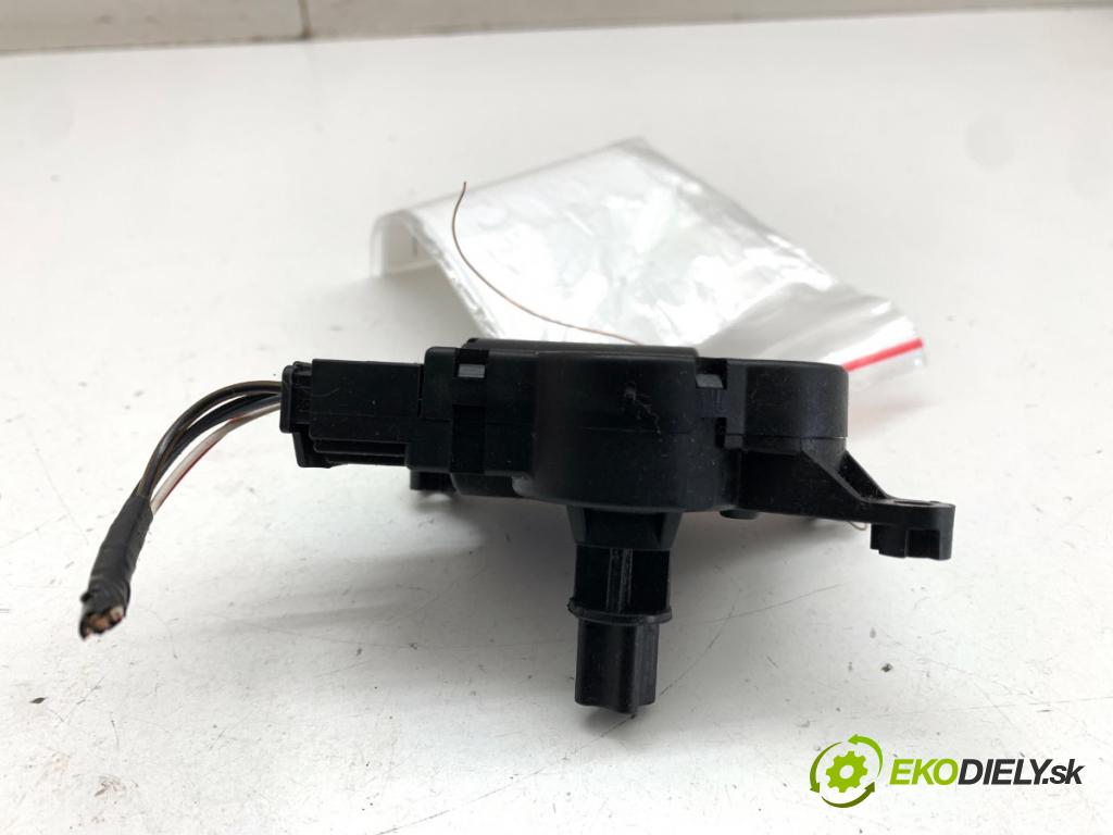 OPEL ASTRA H liftback 2005 77 kW 1.6 (L48) 1598 Motor kúrenia 52406339