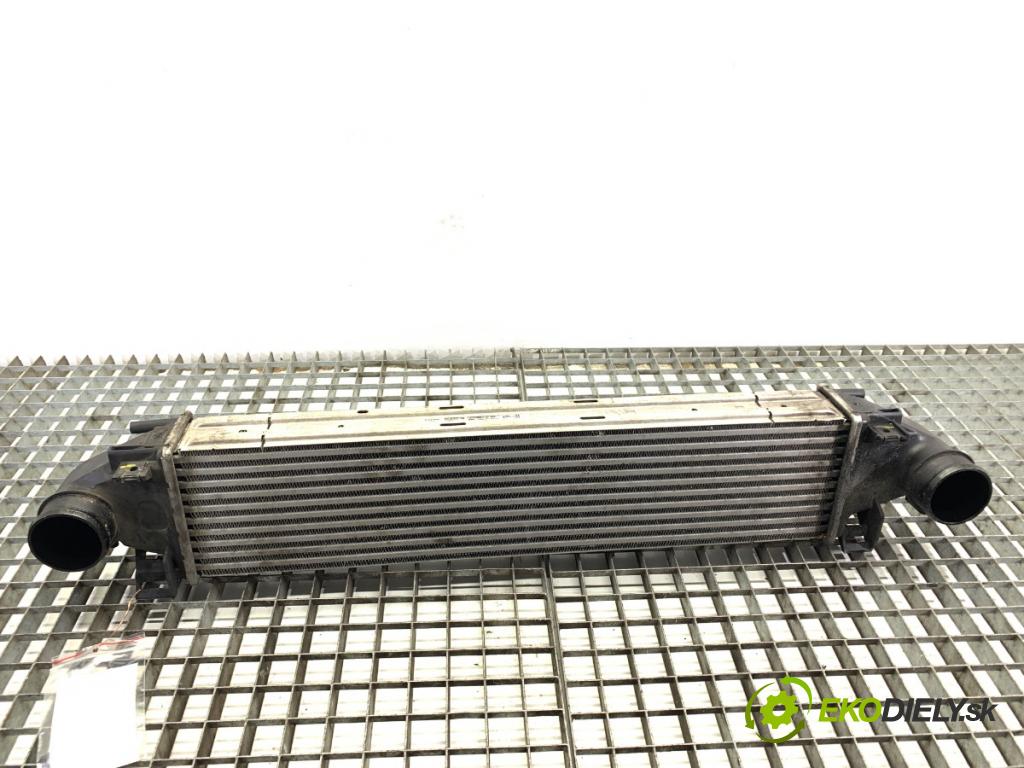 VOLVO XC60 I SUV 2016 140 kW D4 AWD 2400 intercooler 31338475 (Intercooler (chladič nasávaného vzduchu))