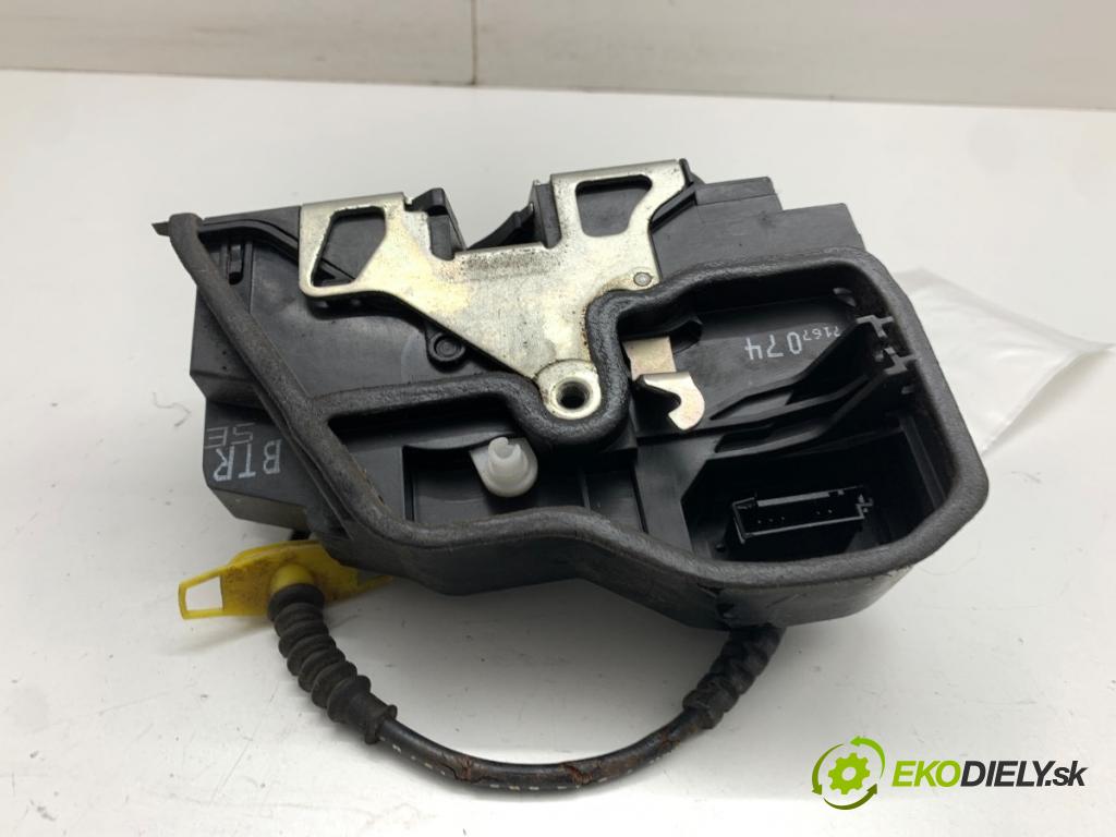 BMW E60 sedan 2005 160 kW 525 i 2996 zámok dveře pravý přední část 7167074