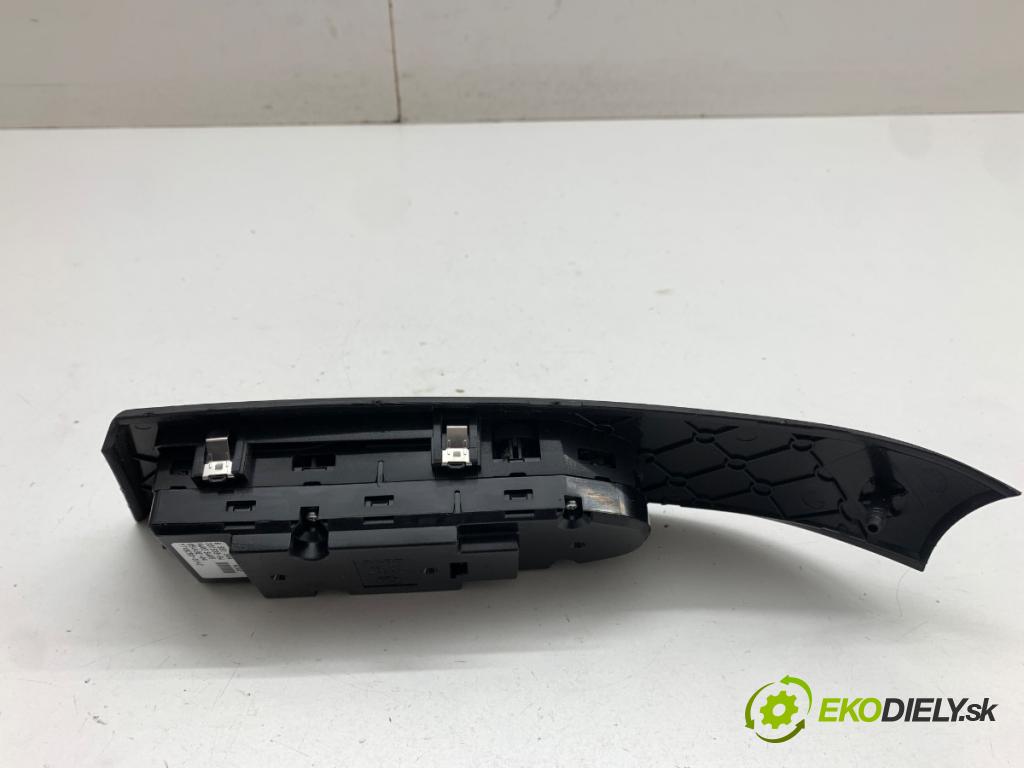 BMW E60 sedan 2005 160 kW 525 i 2996 přepínač oken 6951904 (Páčky pod volantem)