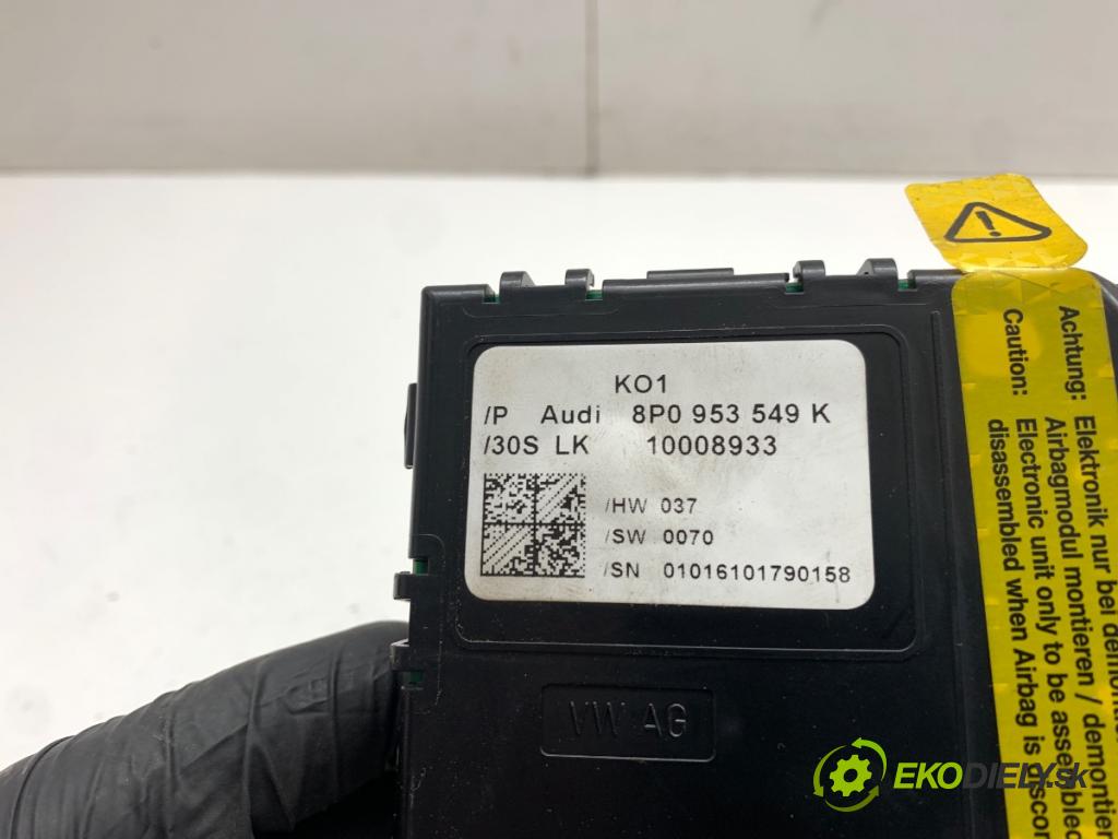 AUDI A3 8P liftback 2010 92 kW 1.4 TFSI 1390 Snímač uhlu uhlu 8P0953549K