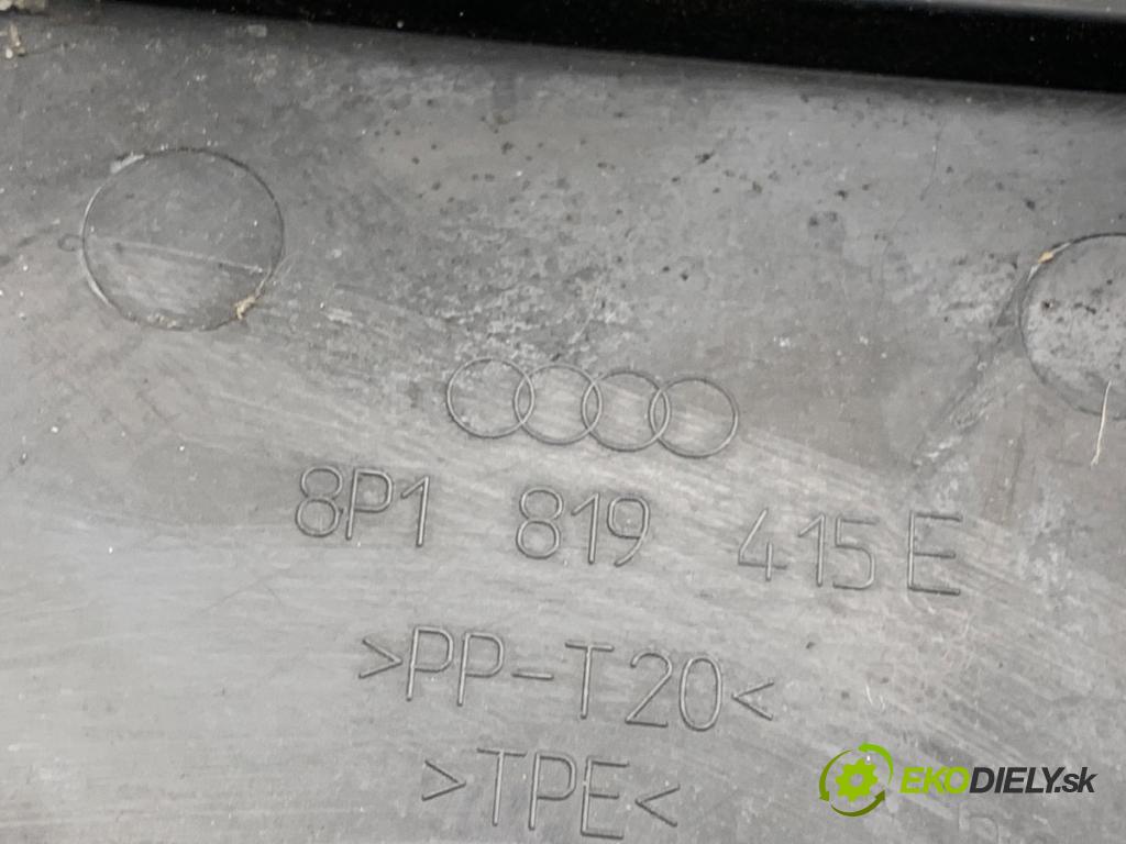 AUDI A3 8P liftback 2010 92 kW 1.4 TFSI 1390 Torpédo, plast pod čelné okno 8P1819415E (Torpédo (plast pod čelným sklom))