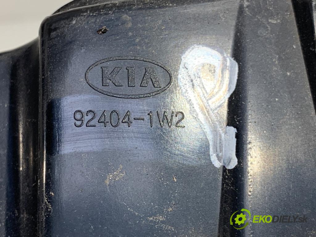 KIA RIO III liftback 2012 80 kW 1.4 CVVT 1396 světlo pravý zadní část vnitřní 92404-1W2