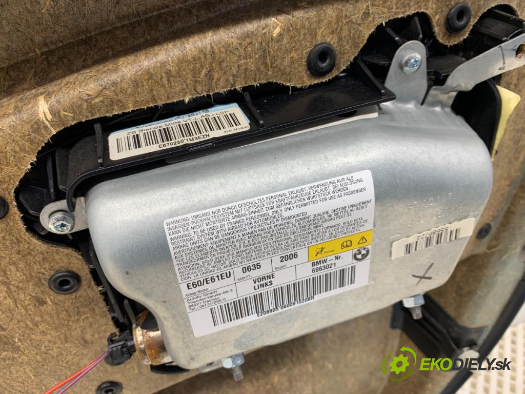 BMW E60 sedan 2005 160 kW 525 i 2996 ča dveře levý přední část