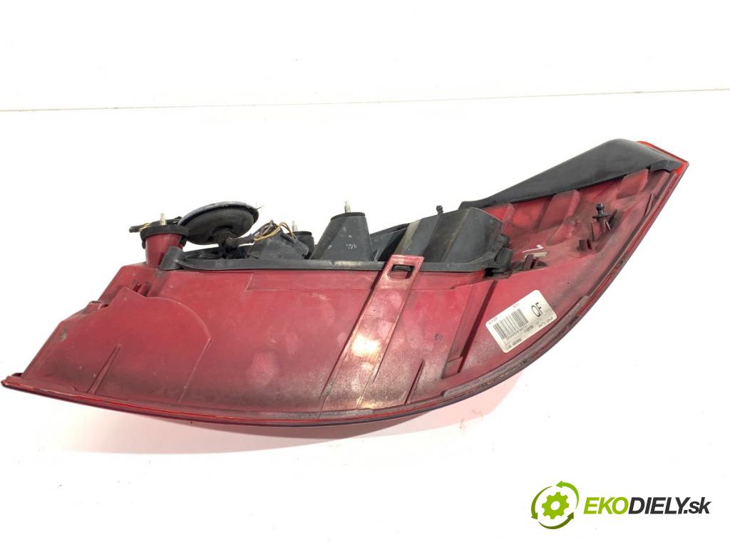 OPEL INSIGNIA A Kombi 2009 96 kW 2.0 CDTI (35) 1956 světlo levý zadní část 13226858