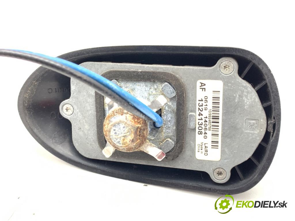 OPEL INSIGNIA A Kombi 2009 96 kW 2.0 CDTI (35) 1956 ANTENA 13241308