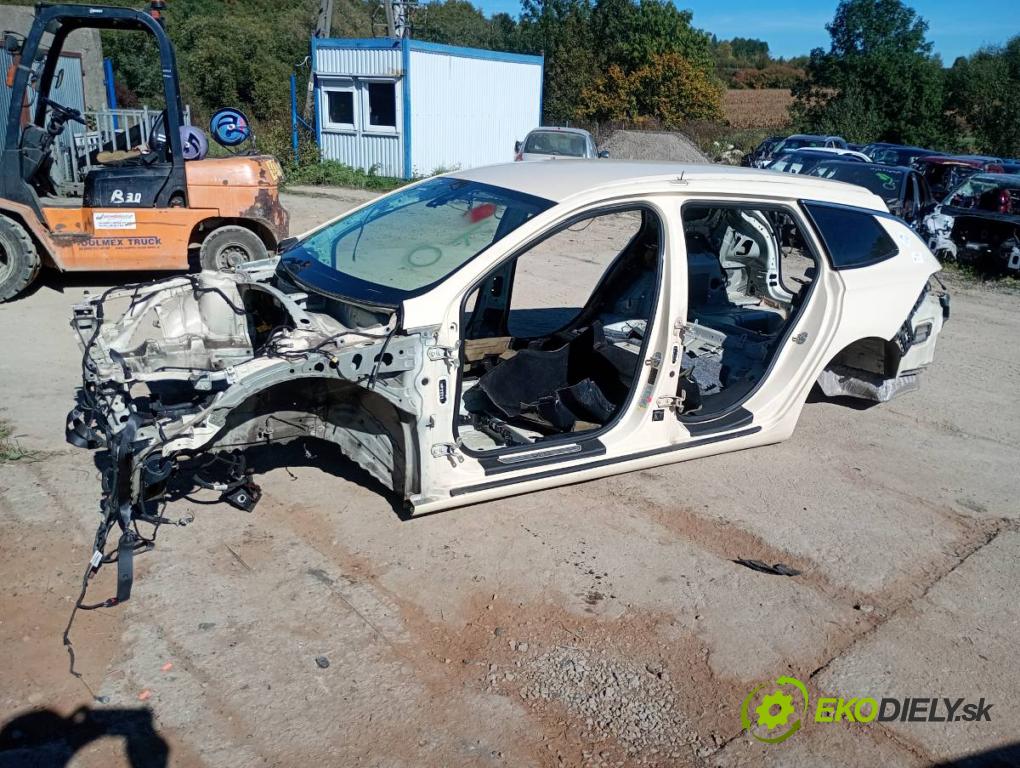 OPEL INSIGNIA B Kombi 2020 100 kW 1.6 CDTi (35) 1598 KAROSERIA ČTVRŤÁK blatník práh střecha PODŁUŻNICA 