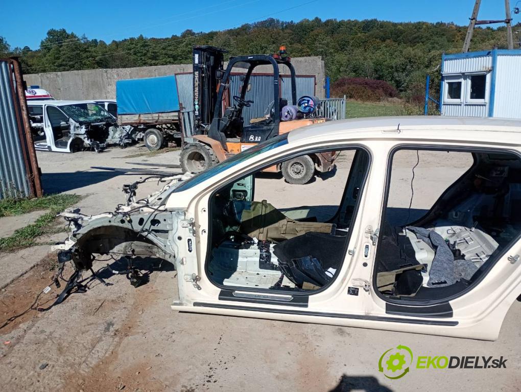 OPEL INSIGNIA B Kombi 2020 100 kW 1.6 CDTi (35) 1598 karoséria ČTVRŤÁK: Blatník prah strecha PODŁUŻNICA