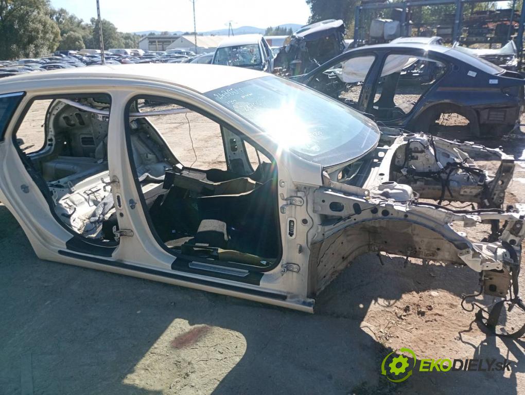 OPEL INSIGNIA B Kombi 2020 100 kW 1.6 CDTi (35) 1598 karoséria ČTVRŤÁK: Blatník prah strecha PODŁUŻNICA