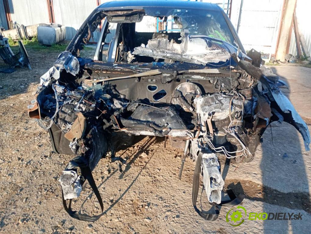 AUDI Q7 4M SUV 2021 170 kW 45 TDI Mild Hybrid quattro 2967 karoséria ČTVRŤÁK: Blatník prah strecha PODŁUŻNICA