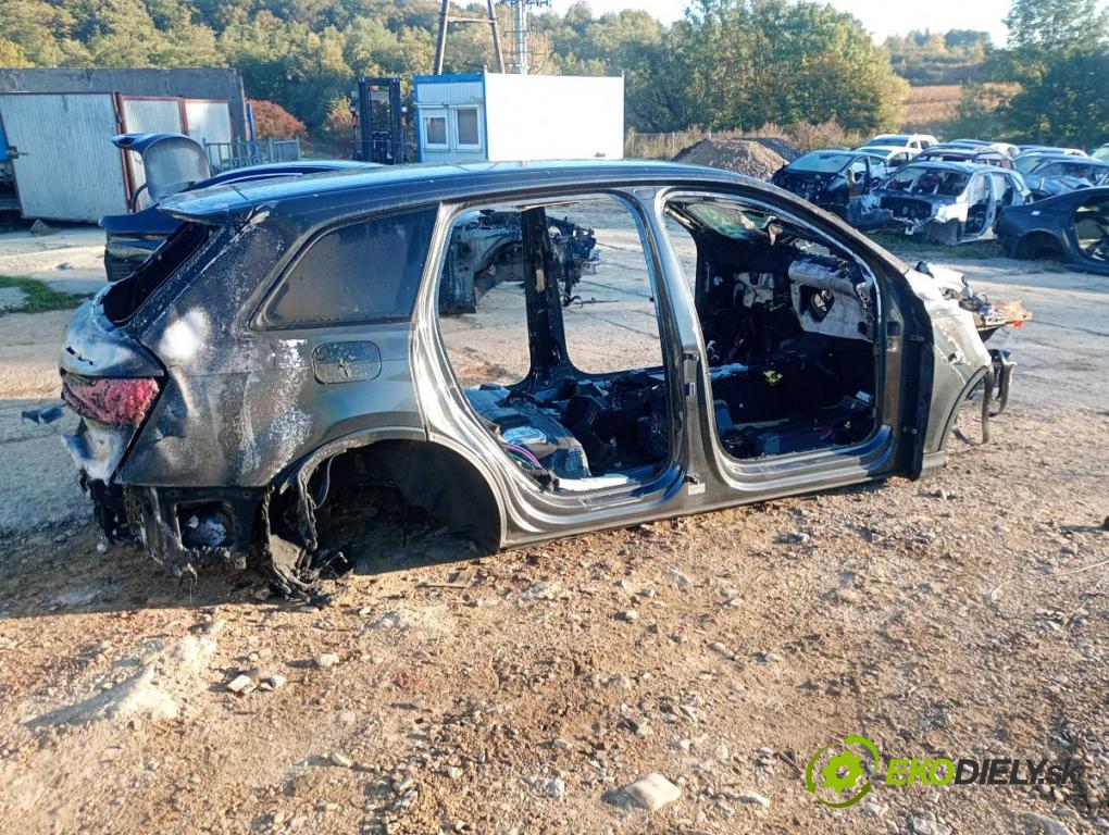 AUDI Q7 4M SUV 2021 170 kW 45 TDI Mild Hybrid quattro 2967 karoséria ČTVRŤÁK: Blatník prah strecha PODŁUŻNICA