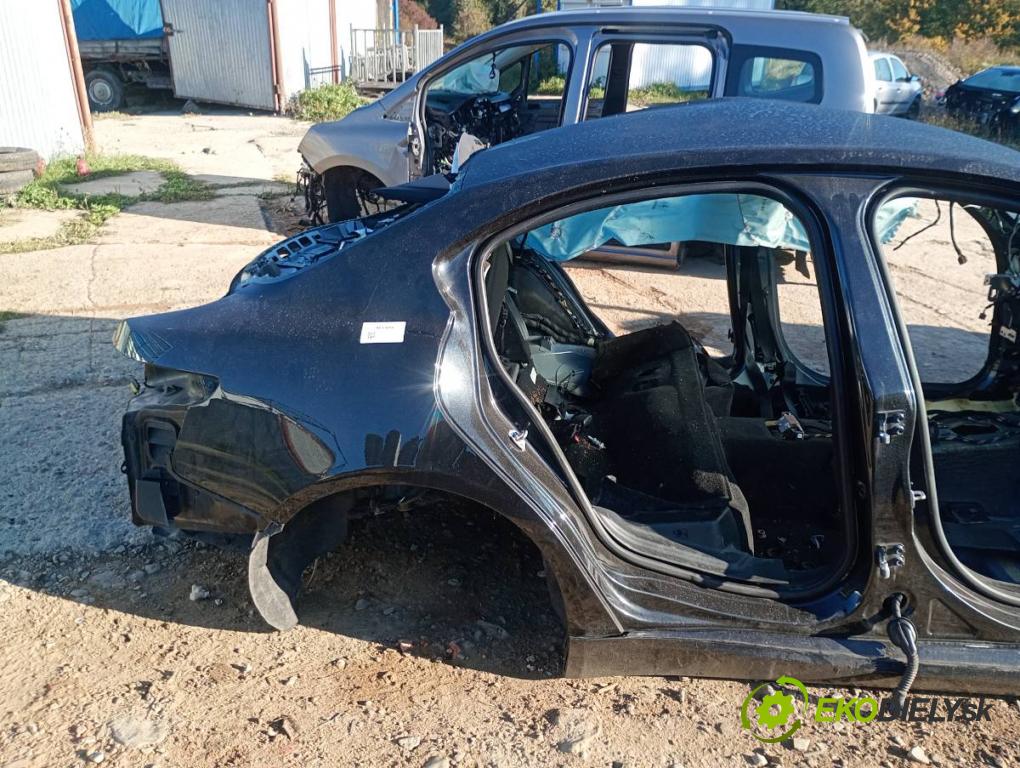 ALFA ROMEO GIULIA sedan 2016 147 kW 2.0 Super (952ABA25B) 1995 karoséria ČTVRŤÁK: Blatník prah strecha PODŁUŻNICA