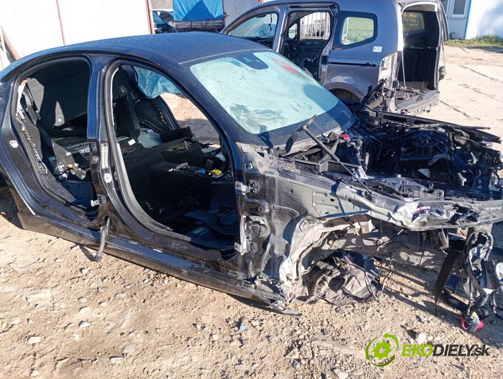 ALFA ROMEO GIULIA sedan 2016 147 kW 2.0 Super (952ABA25B) 1995 karoséria ČTVRŤÁK: Blatník prah strecha PODŁUŻNICA