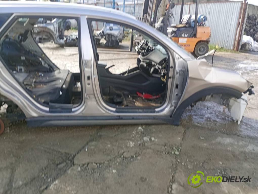 HYUNDAI TUCSON SUV 2015 100 kW 2.0 CRDi 1995 karoséria ČTVRŤÁK: Blatník prah strecha PODŁUŻNICA