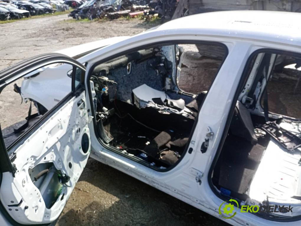 TOYOTA COROLLA E21 sedan 2020 72 kW 1.8 VVTi Hybrid (ZWE211, MZEA12) 1798 karoséria ČTVRŤÁK: Blatník prah strecha PODŁUŻNICA