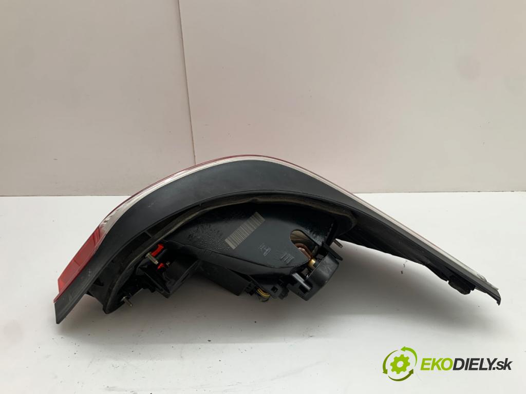 BMW E60 sedan 2005 160 kW 525 i 2996 Svetlo ľavy zad
