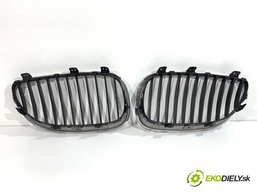 BMW E60 sedan 2005 160 kW 525 i 2996 mřížka maska  (Přední mřížka (maska chladiče))