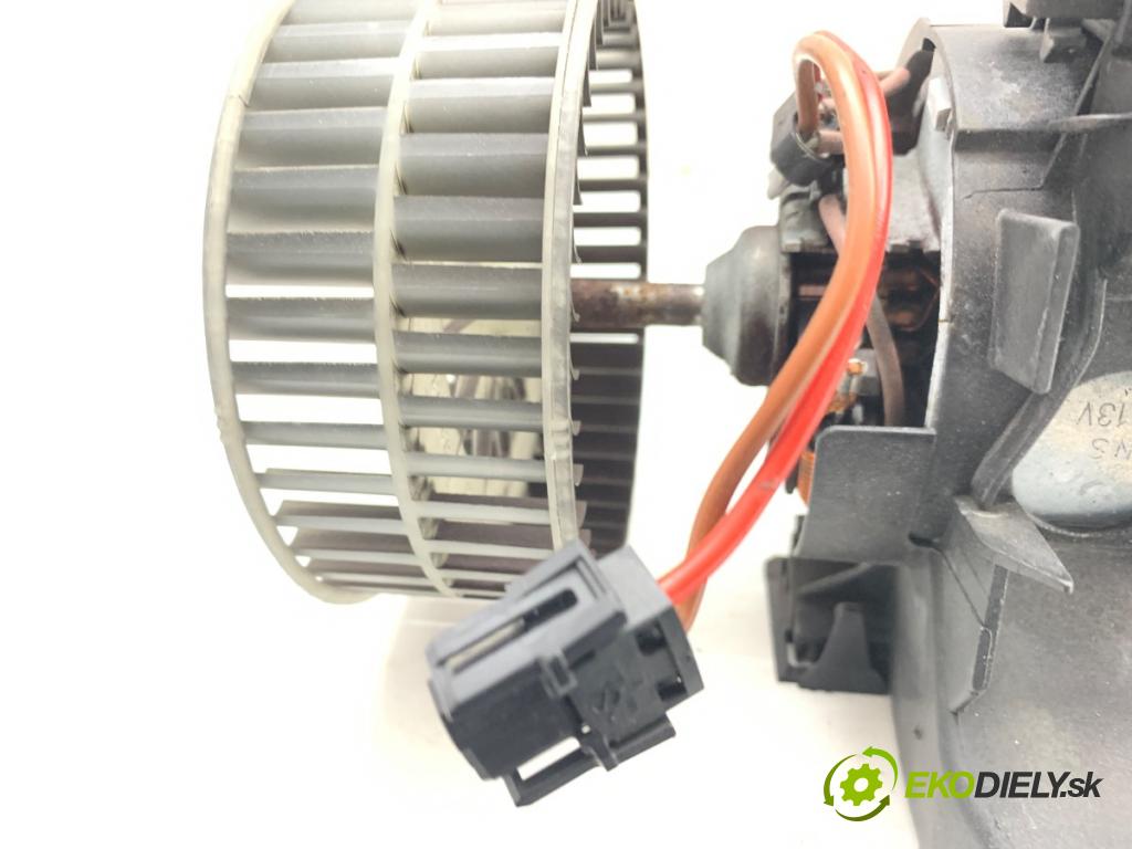 BMW E60 sedan 2005 160 kW 525 i 2996 ventilátor kúrenia