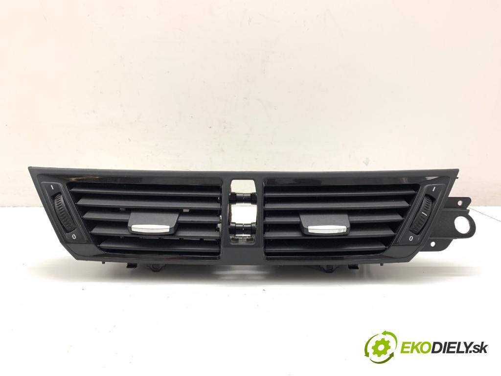 BMW E84 SUV 2013 180 kW xDrive 28 i 1997 mří topení přední část 2991235