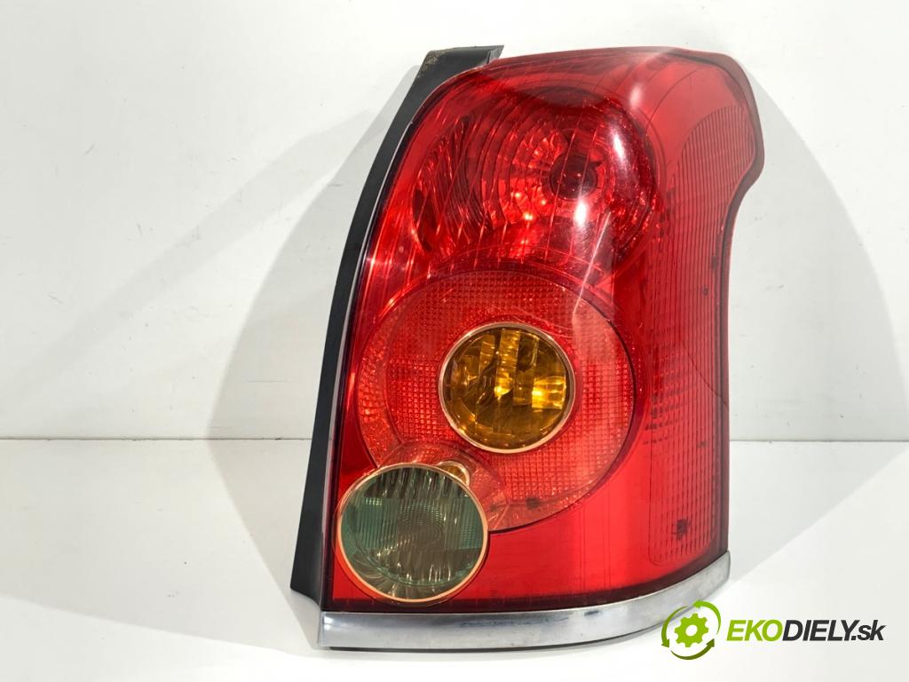 TOYOTA AVENSIS T25 Kombi 2004 108 kW 2.0 (AZT250_) 1998 světlo pravý zadní část 
