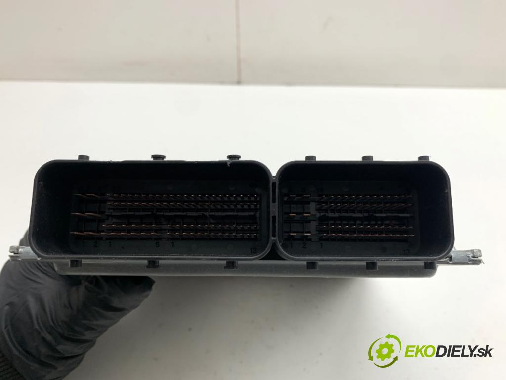 BMW E60 sedan 2005 160 kW 525 i 2996 řídící jednotka motora 7559178 (Řídicí jednotka)