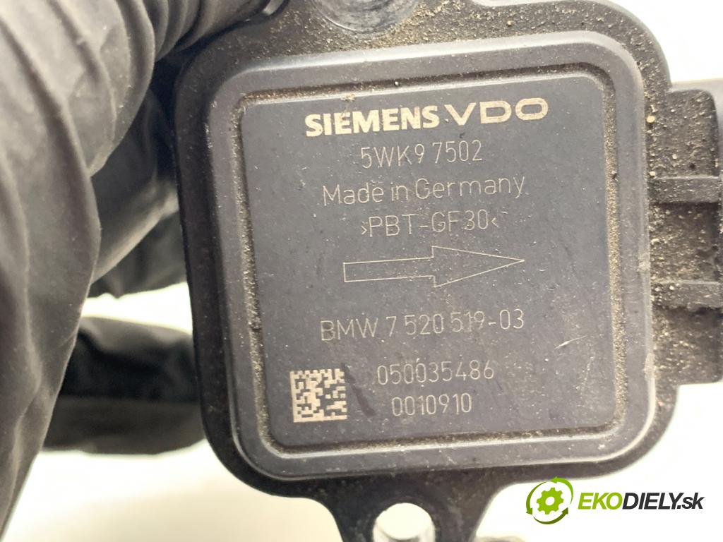 BMW E60 sedan 2005 160 kW 525 i 2996 váha vzduchu 7520519 (Snímač hmotnosti vzduchu)