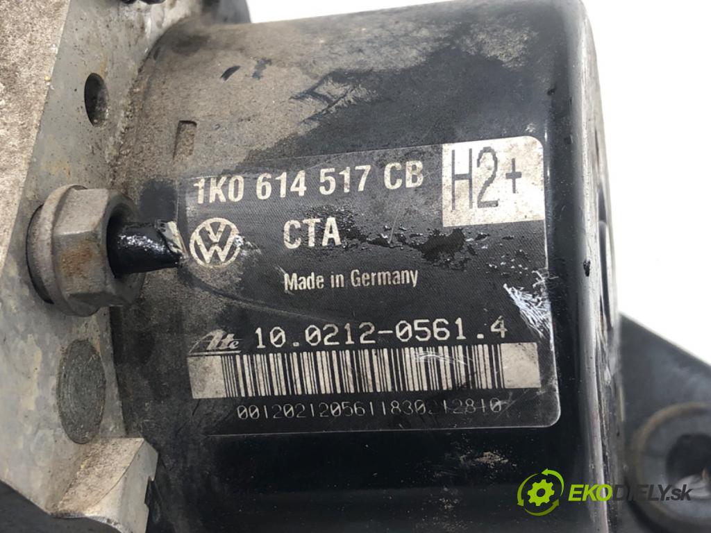 AUDI A3 8P liftback 2010 92 kW 1.4 TFSI 1390 Pumpa ABS 1K0907379AT (Pumpa ABS)
