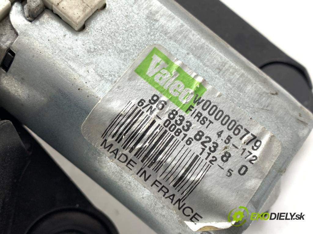 CITROEN C3 II liftback 2015 68 kW 1.6 HDi 1560 motor stěračů zadní část 9683382380