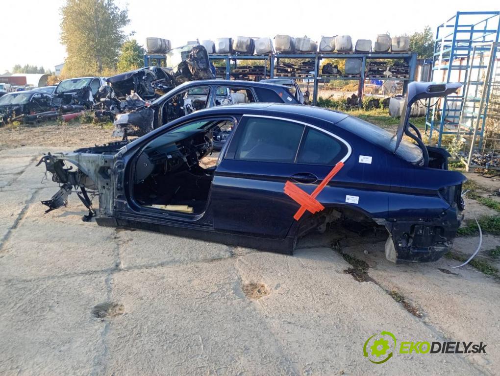 BMW F10 sedan 2011 120 kW 520 d 1995 karoséria ČTVRŤÁK: Blatník prah strecha PODŁUŻNICA 
