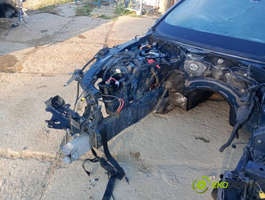 BMW F10 sedan 2011 120 kW 520 d 1995 karoséria ČTVRŤÁK: Blatník prah strecha PODŁUŻNICA