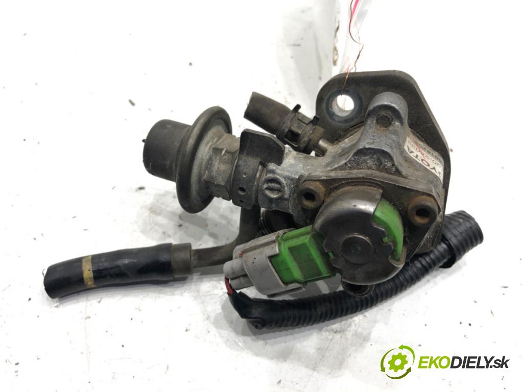 TOYOTA AVENSIS T25 Kombi 2004 108 kW 2.0 (AZT250_) 1998 pumpa vysokého tlaku 23100-28032