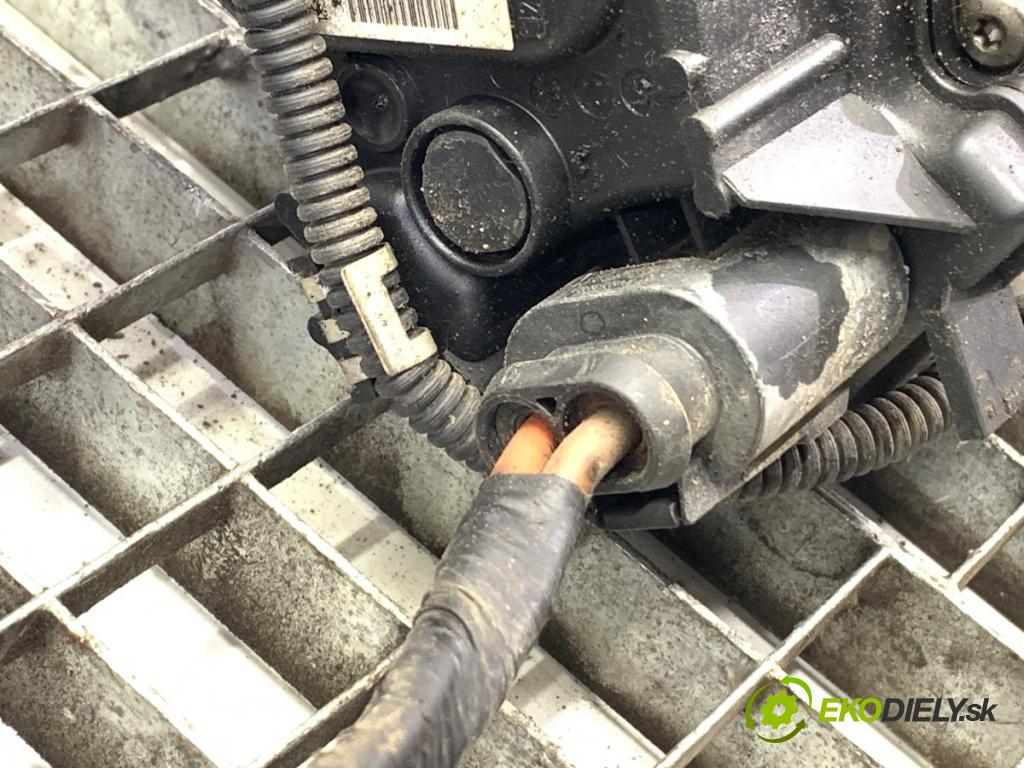 BMW E84 SUV 2013 180 kW xDrive 28 i 1997 riadenie volantu Riadenie 6855880