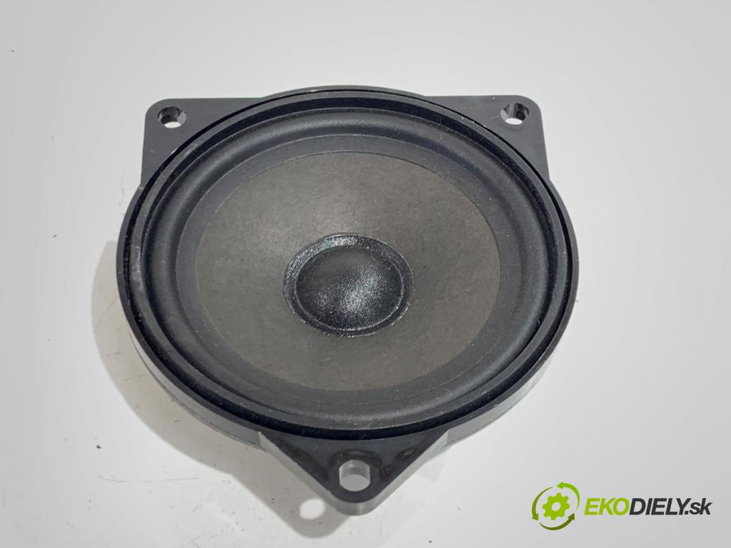 BMW E60 sedan 2005 160 kW 525 i 2996 reproduktory 6929100