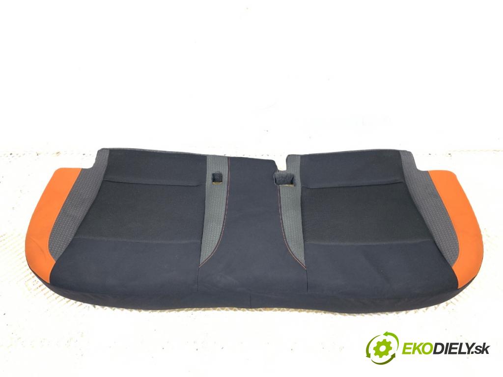 NISSAN MICRA K14 liftback 2017 66 kW 0.9 IG-T 898 Sedadlo druhý rad