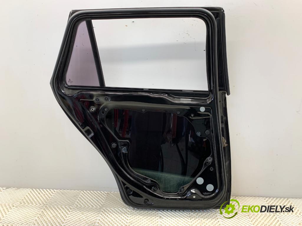 VW GOLF VI Kombi 2011 103 kW 2.0 TDI 1968 dveře levý zadní část