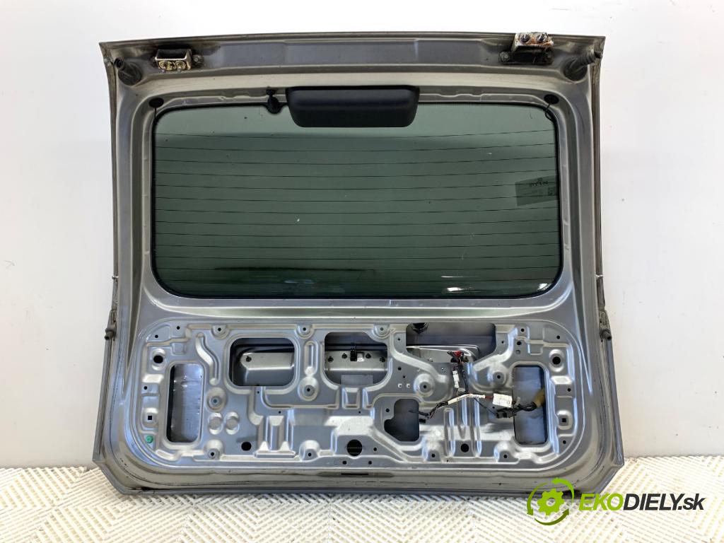 NISSAN X-TRAIL T30 SUV 2006 100 kW 2.2 dCi 2184 kapota zadní část
