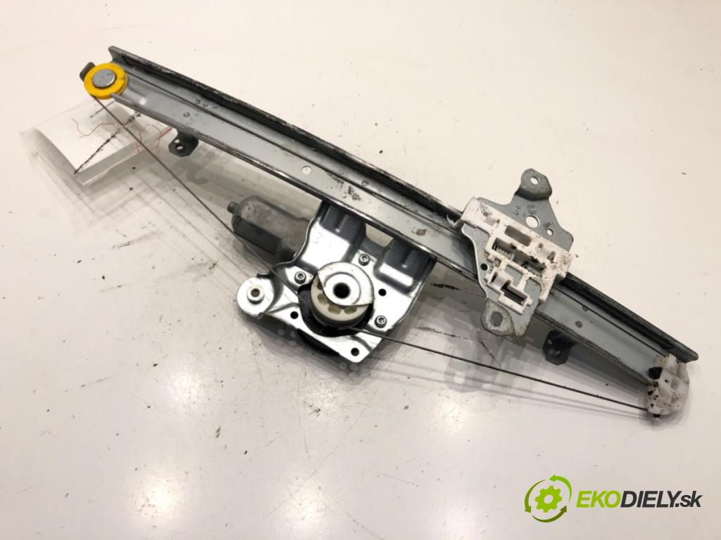 NISSAN MICRA K14 liftback 2017 66 kW 0.9 IG-T 898 mechanismus okna levý přední část 80730-5FA1A