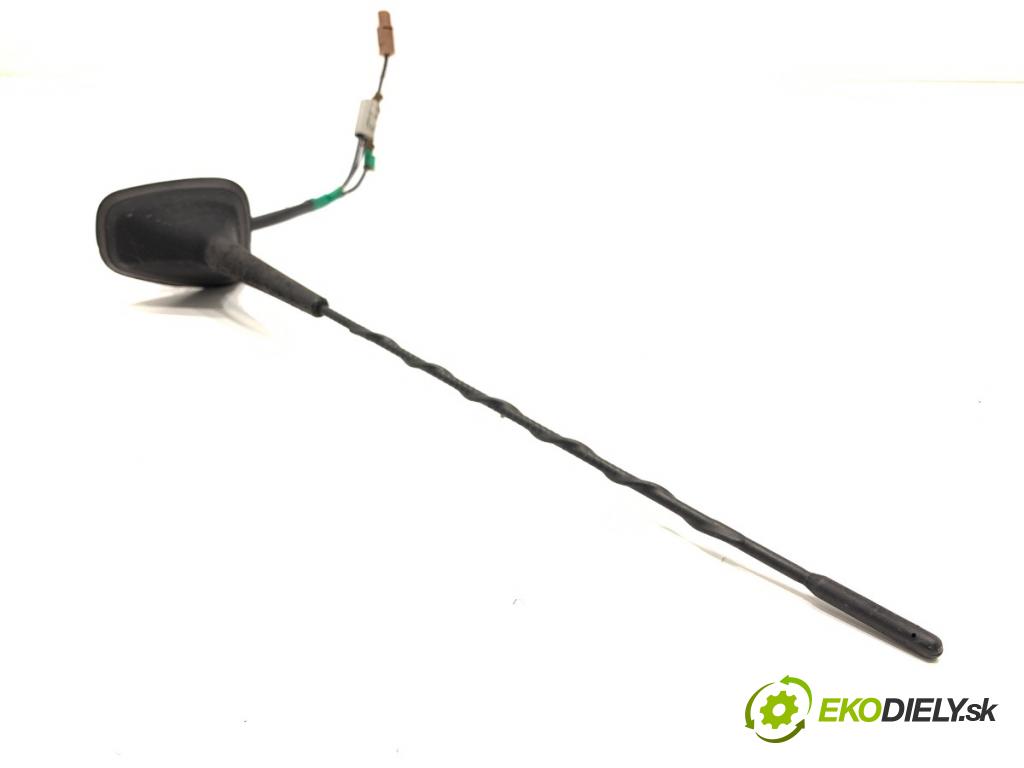 NISSAN MICRA K14 liftback 2017 66 kW 0.9 IG-T 898 ANTENA