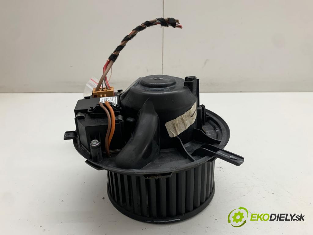 VW GOLF VI Kombi 2011 103 kW 2.0 TDI 1968 ventilátor kúrenia 1K1820015K