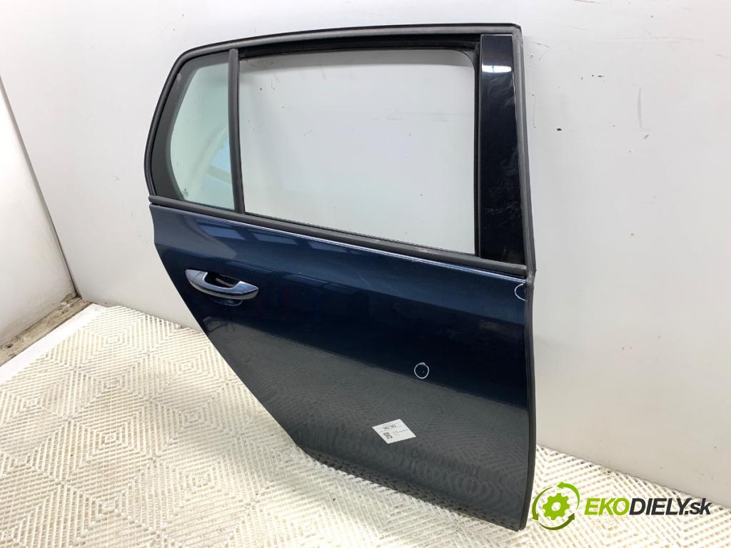 VW GOLF VI liftback 2009 90 kW 1.4 TSI 1390 dveře pravý zadní část LC5F