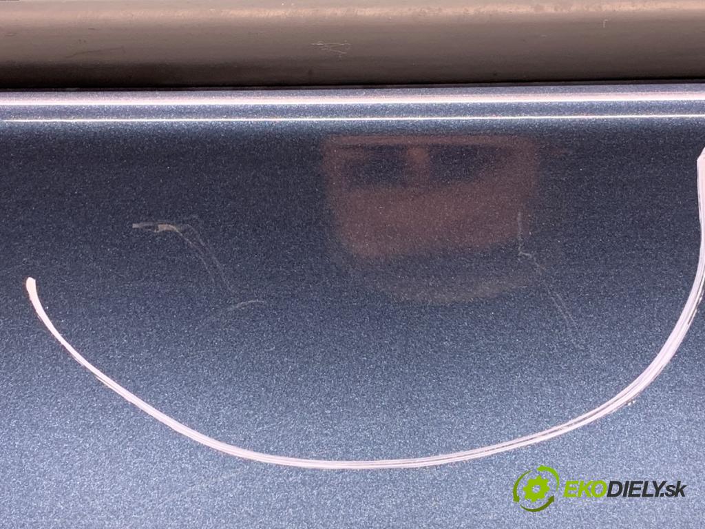 VW GOLF VI liftback 2009 90 kW 1.4 TSI 1390 dveře levý zadní část LC5F