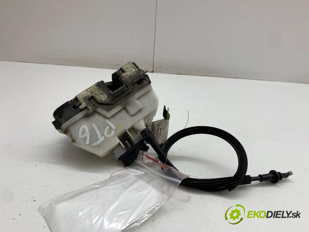 CITROEN C3 I liftback 2004 44 kW 1.1 i 1124 zámok dveře pravý zadní část