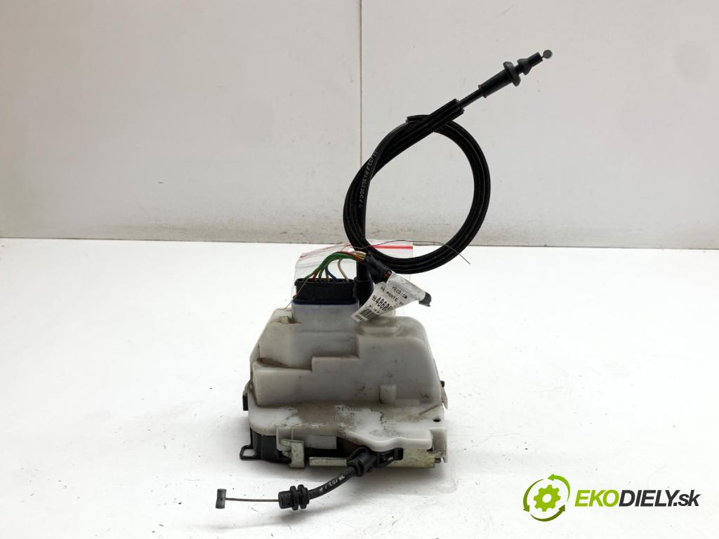 CITROEN C3 I liftback 2004 44 kW 1.1 i 1124 zámok dveře pravý zadní část